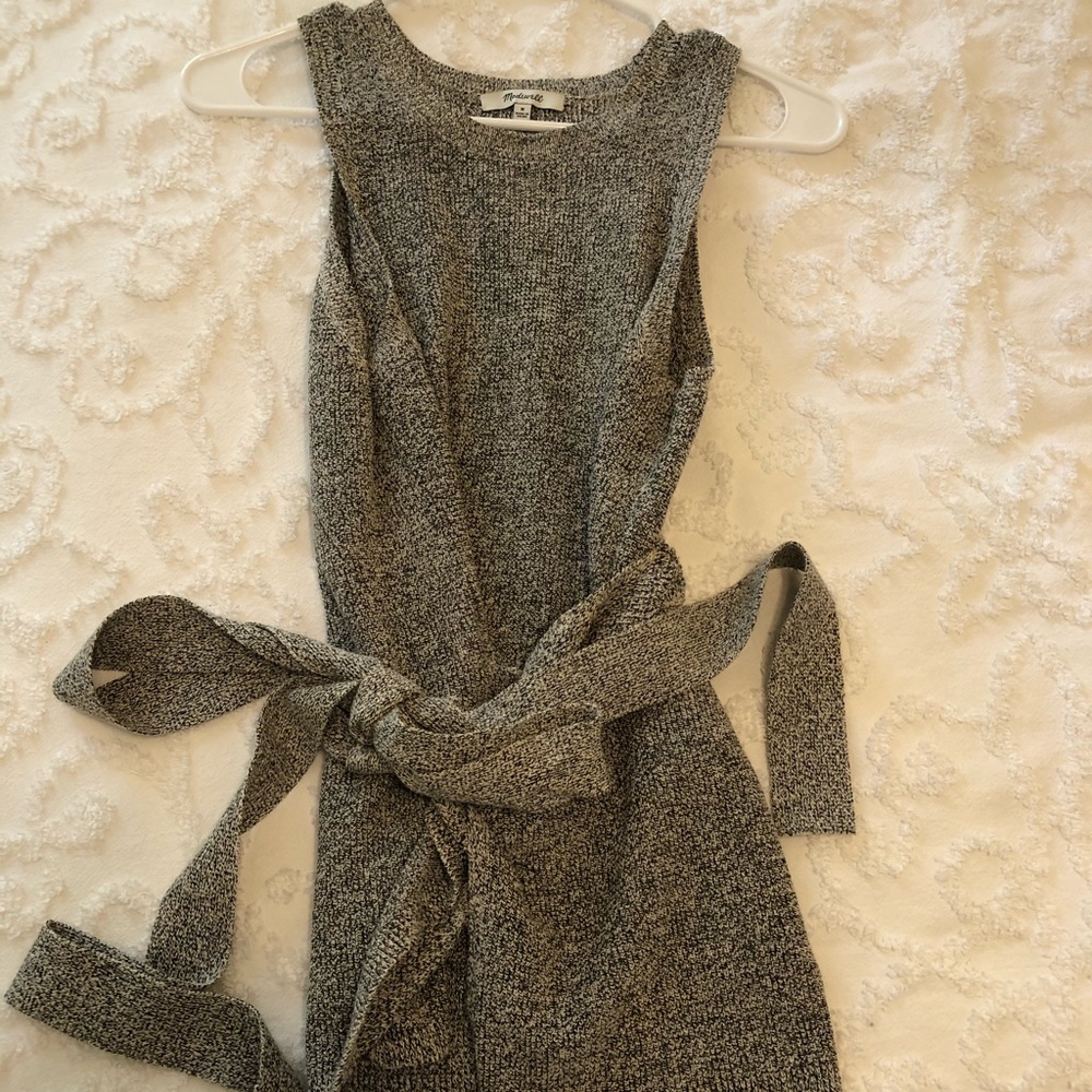 Sweater tank